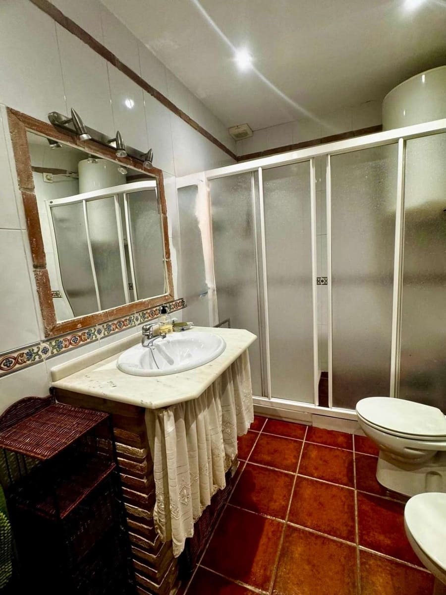 4 quarto Moradia em Banda para venda em Torrox com piscina - 490 000 € (Ref: 9074909)