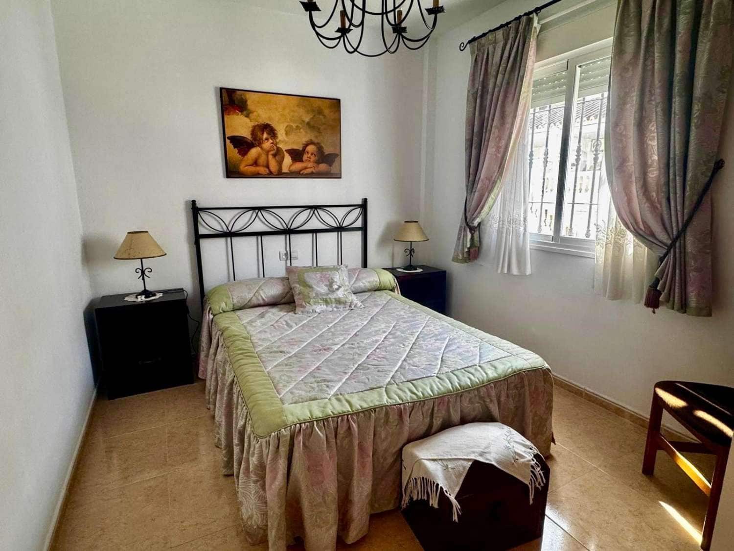 4 quarto Moradia em Banda para venda em Torrox com piscina - 490 000 € (Ref: 9074909)