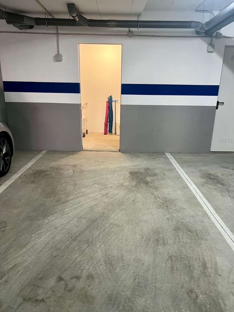 2 bedroom Apartment for sale in Torrox with pool garage - € 399,000 (Ref: 9134142)