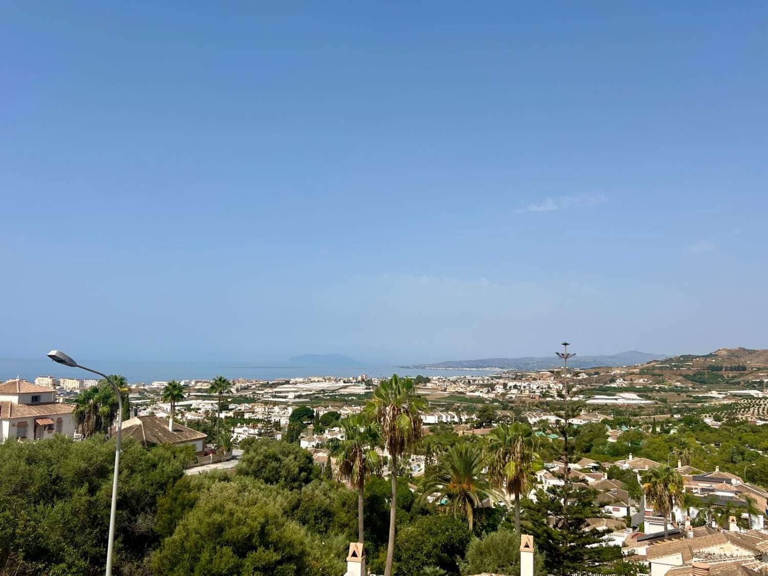 2 bedroom Apartment for sale in Torrox with pool - € 215,000 (Ref: 9162082)