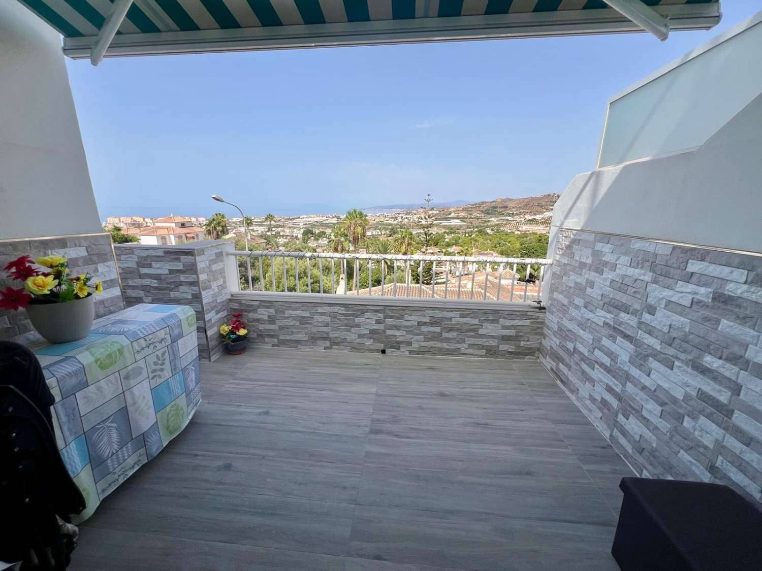 2 bedroom Apartment for sale in Torrox with pool - € 215,000 (Ref: 9162082)
