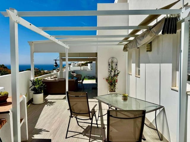 3 soveværelse Villa til salg i Torrox med swimmingpool - € 490.000 (Ref: 9228375)