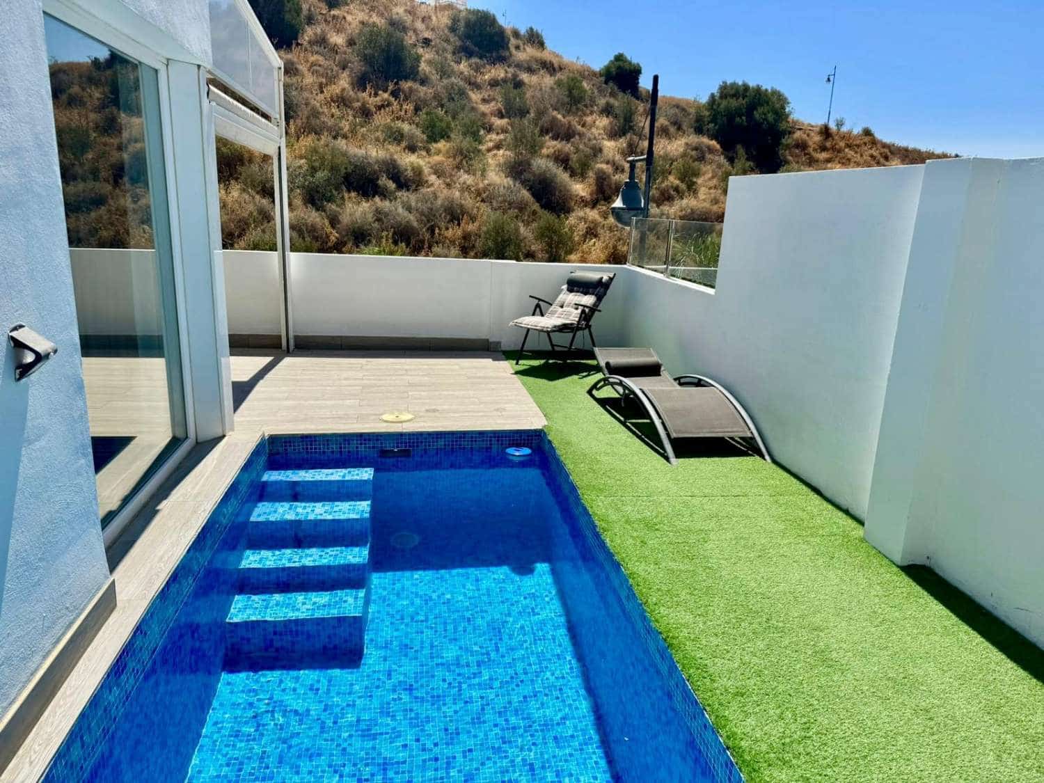 3 bedroom Villa for sale in Torrox with pool - € 490,000 (Ref: 9228375)