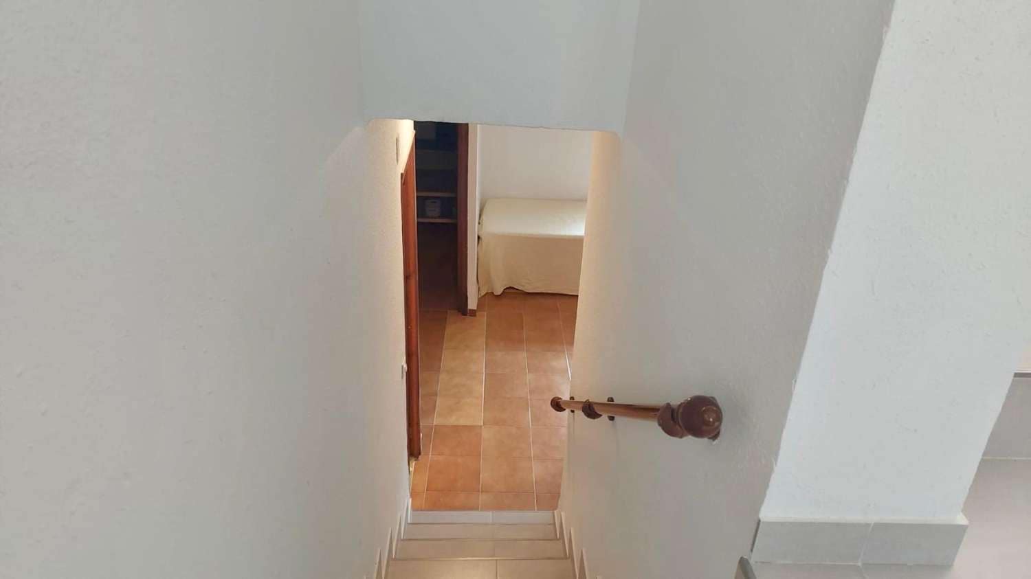 3 makuuhuone Omakotitalo myytävänä paikassa Nerja mukana uima-altaan - 325 000 € (Ref: 9236173)