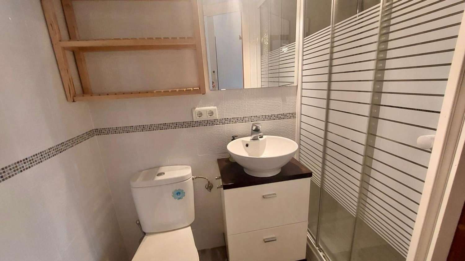 3 makuuhuone Omakotitalo myytävänä paikassa Nerja mukana uima-altaan - 325 000 € (Ref: 9236173)