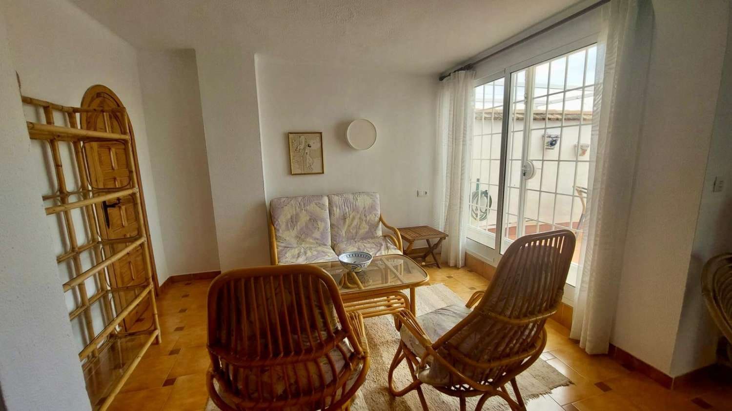 3 makuuhuone Omakotitalo myytävänä paikassa Nerja mukana uima-altaan - 325 000 € (Ref: 9236173)