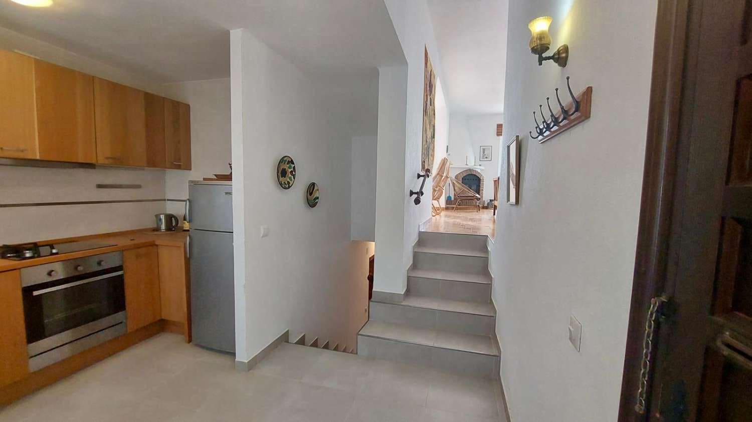 3 makuuhuone Omakotitalo myytävänä paikassa Nerja mukana uima-altaan - 325 000 € (Ref: 9236173)