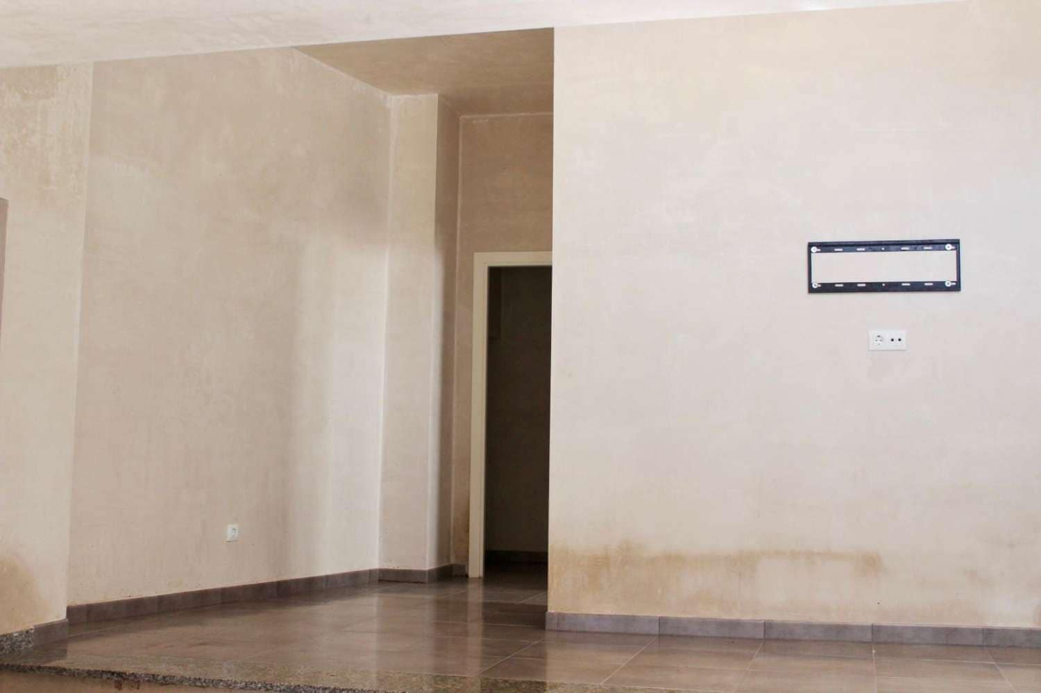 4 soveværelse Rækkehus til salg i Frigiliana med swimmingpool - € 415.000 (Ref: 9615208)