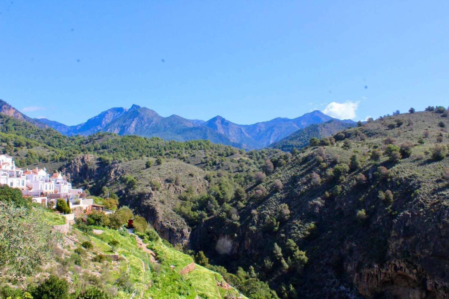 4 soveværelse Rækkehus til salg i Frigiliana med swimmingpool - € 415.000 (Ref: 9615208)