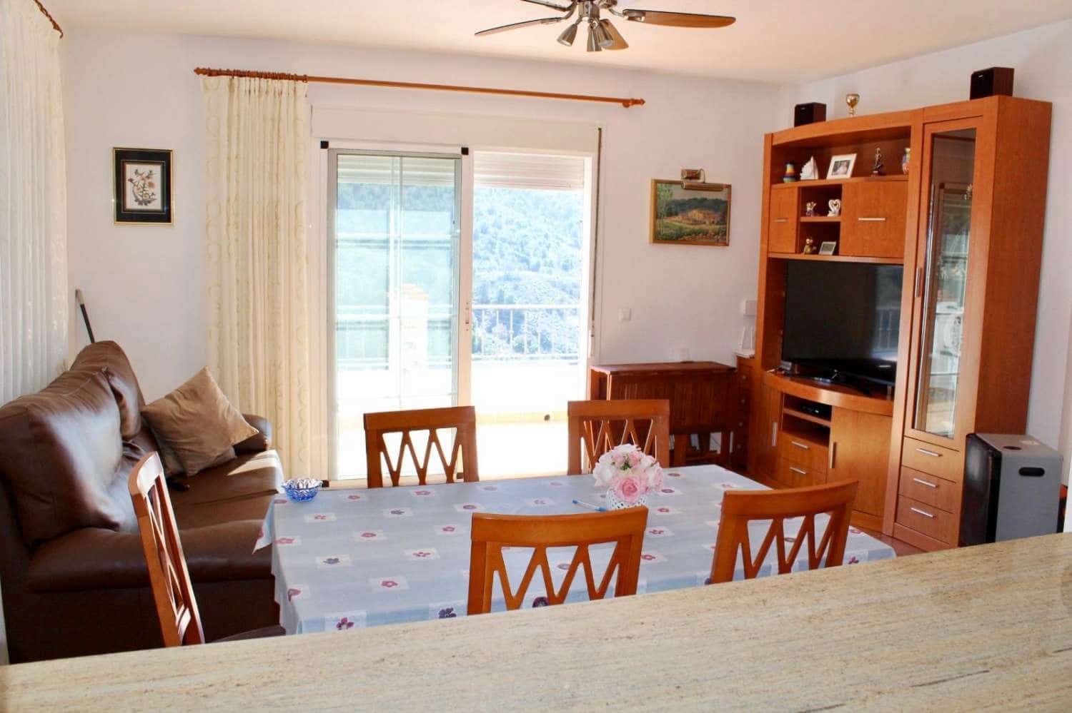 4 soveværelse Rækkehus til salg i Frigiliana med swimmingpool - € 415.000 (Ref: 9615208)