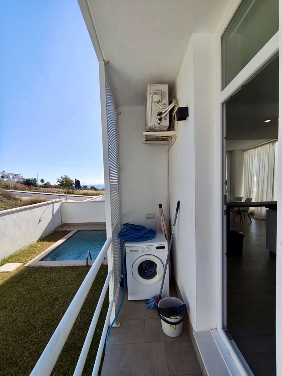 3 sovrum Villa till salu i Nerja med pool garage - 575 000 € (Ref: 9806208)