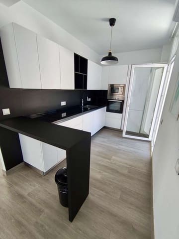 3 sovrum Villa till salu i Nerja med pool garage - 575 000 € (Ref: 9806208)