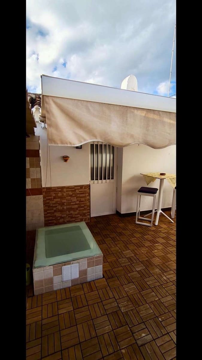 3 slaapkamer Huis te koop in Nerja - € 345.000 (Ref: 9807777)