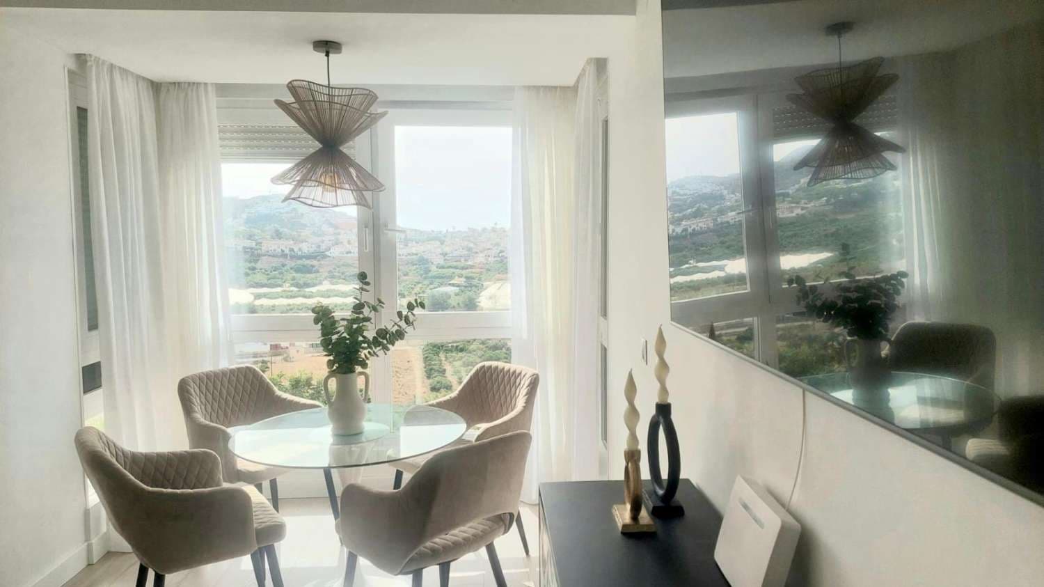 2 quarto Apartamento para venda em Torrox com piscina - 275 000 € (Ref: 9976844)