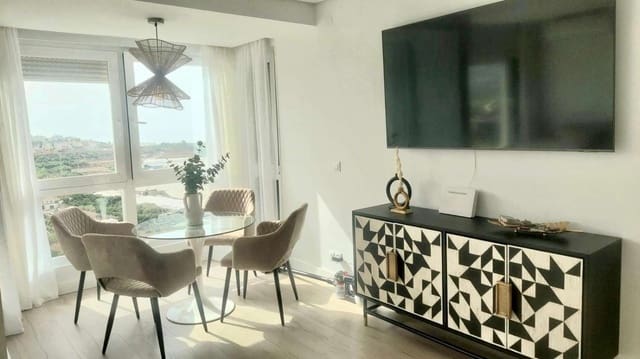 Apartamento de 2 habitaciones en Torrox en venta con piscina - 275.000 € (Ref: 9976844)