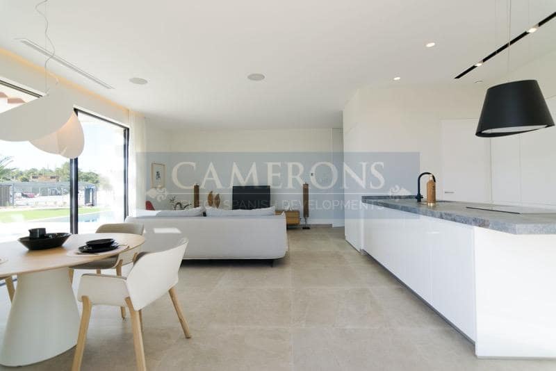 3 quarto Moradia para venda em Dehesa de Campoamor com piscina garagem - 875 000 € (Ref: 10039083)