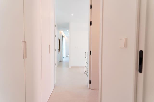 4 makuuhuone Huvila myytävänä paikassa Ciudad Quesada, Rojales mukana uima-altaan - 710 000 € (Ref: 10052142)