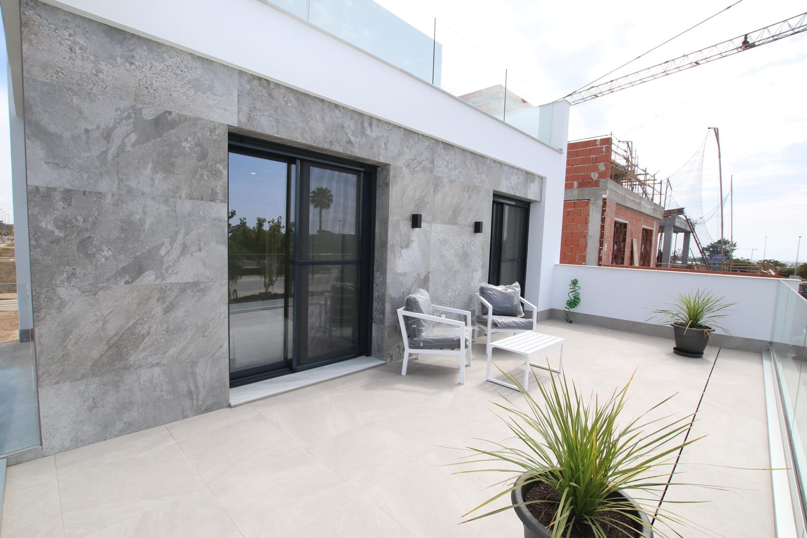 Chalet de 3 habitaciones en Pilar de la Horadada en venta con piscina garaje - 485.000 € (Ref: 10140229)
