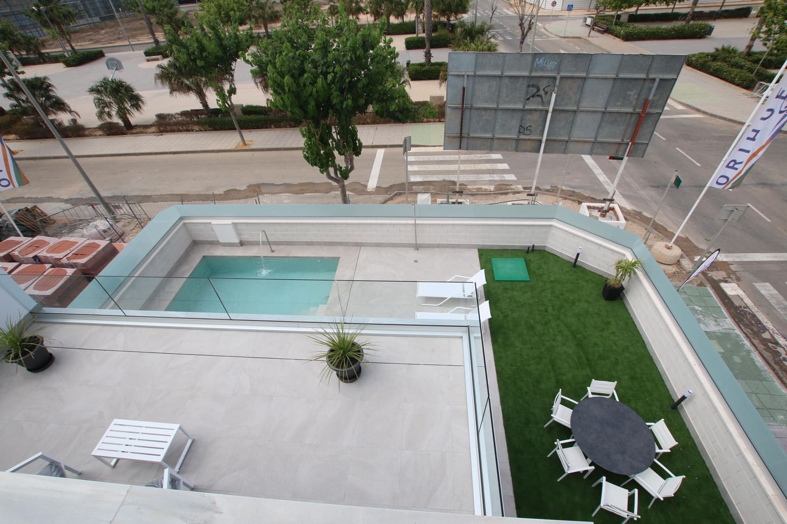 Chalet de 3 habitaciones en Pilar de la Horadada en venta con piscina garaje - 485.000 € (Ref: 10140229)