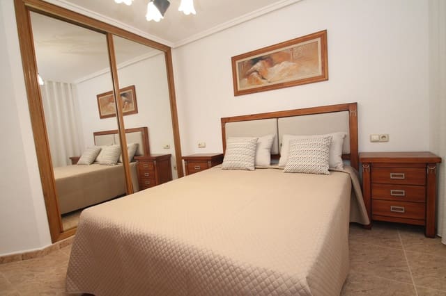 3 sovrum Lägenhet till salu i Puerto Deportivo, Torrevieja - 173 000 € (Ref: 9676210)