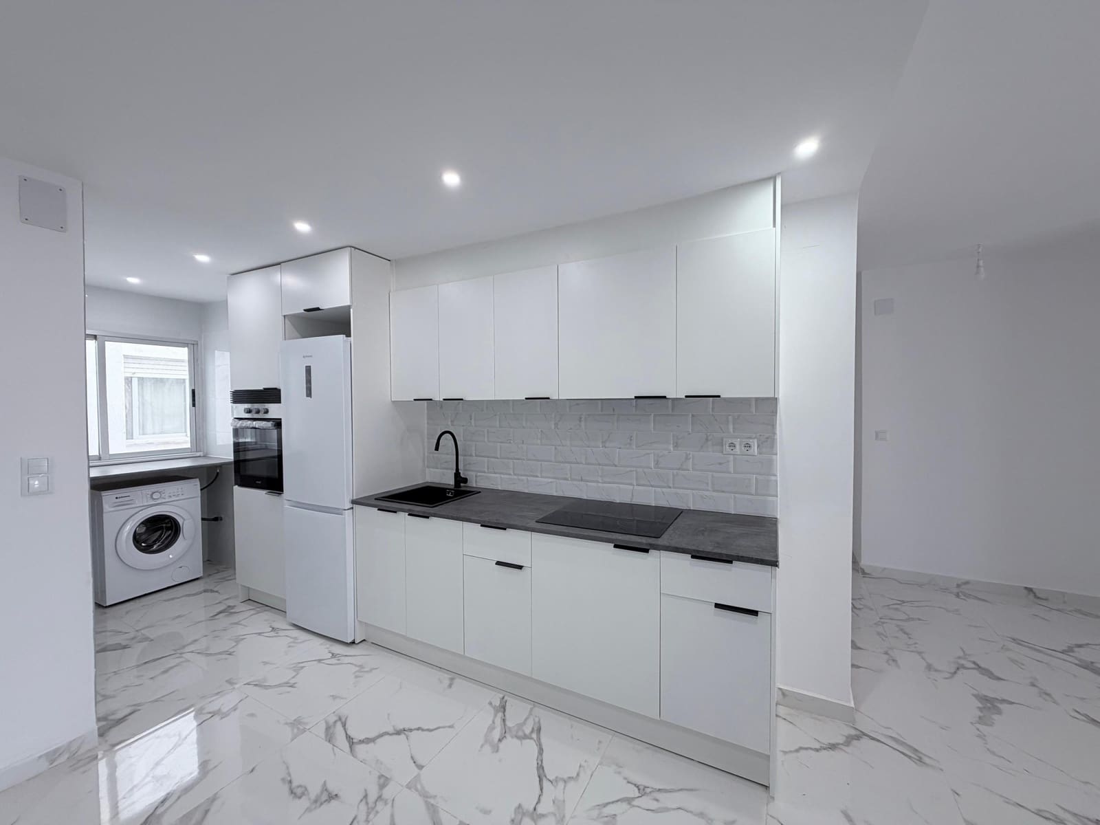 3 chambre Appartement à vendre à Torrevieja - 219 000 € (Ref: 9676211)