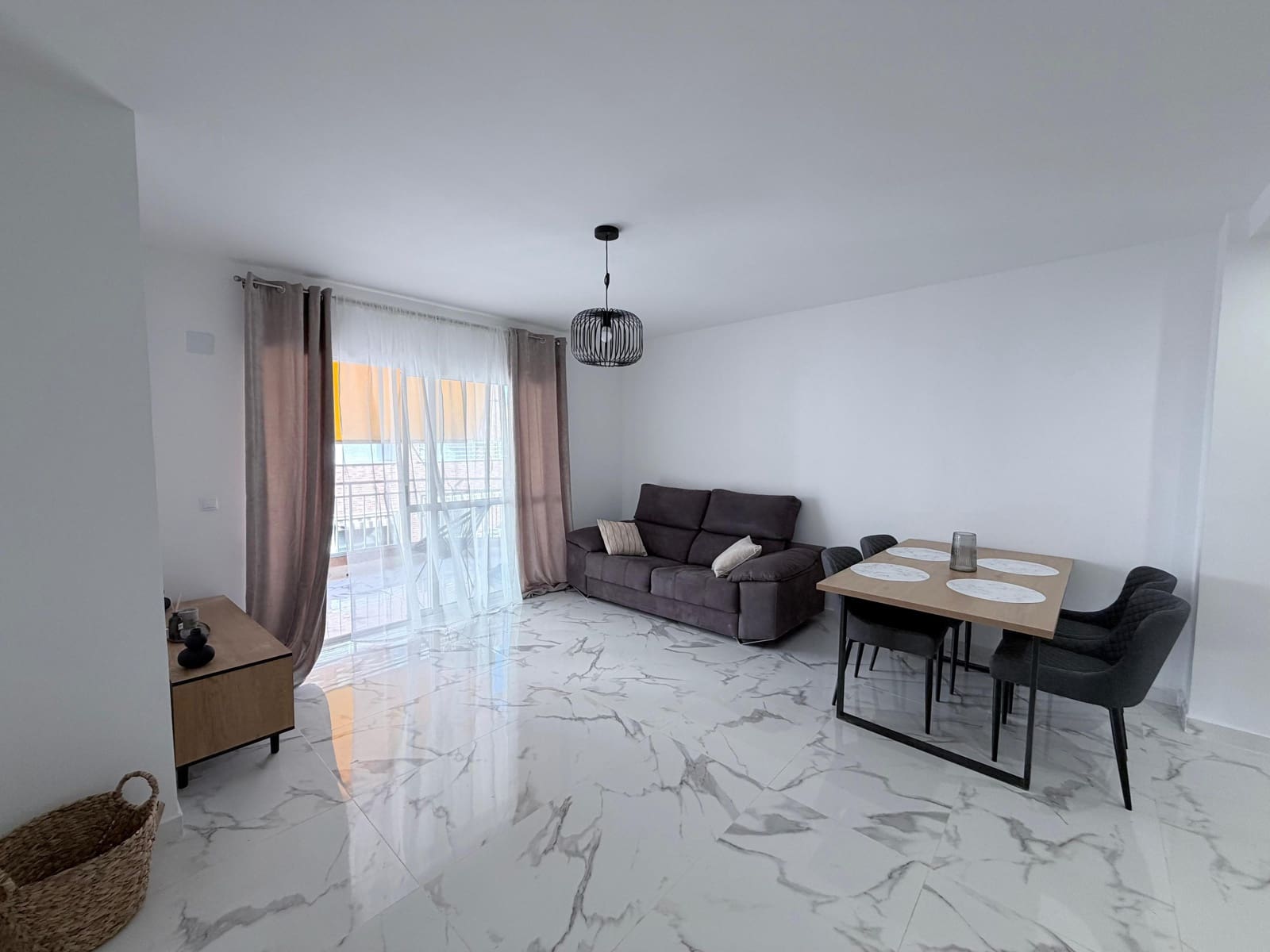 3 chambre Appartement à vendre à Torrevieja - 219 000 € (Ref: 9676211)