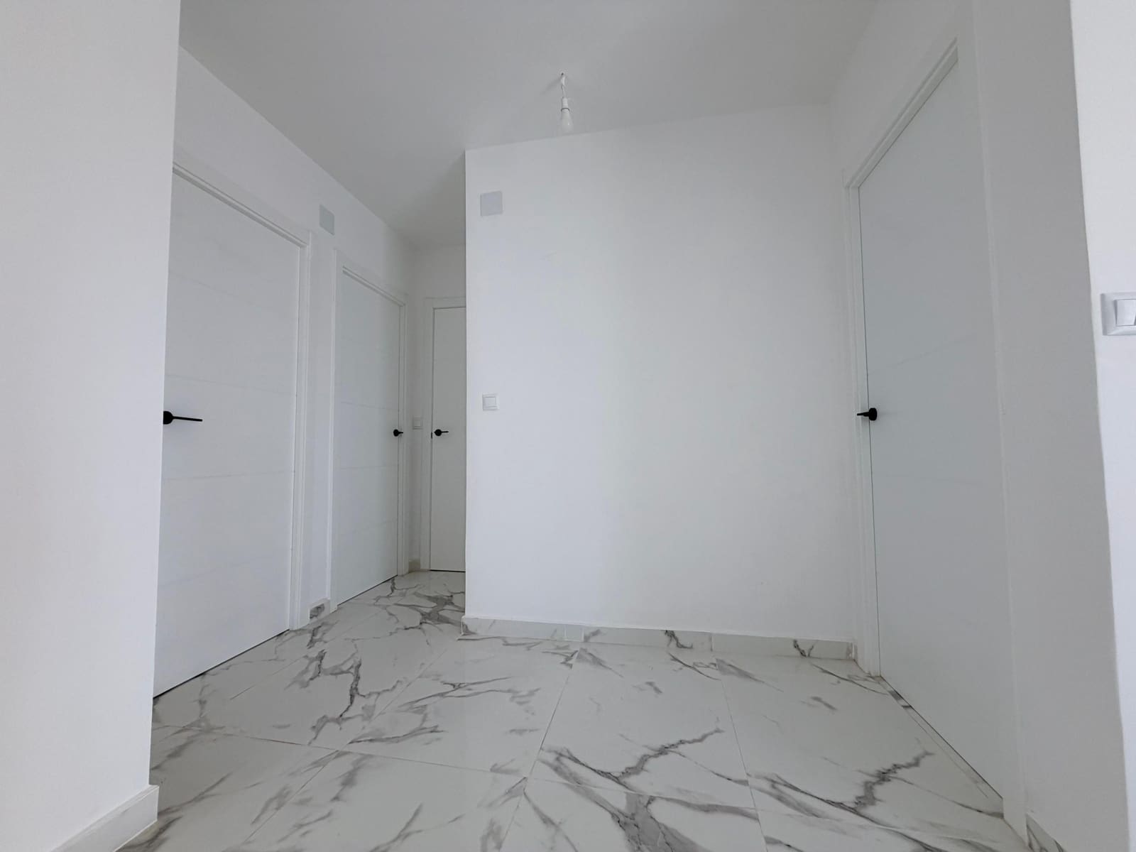 3 chambre Appartement à vendre à Torrevieja - 219 000 € (Ref: 9676211)