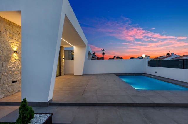 3 chambre Appartement à vendre à Los Balcones avec piscine garage - 700 000 € (Ref: 9676217)