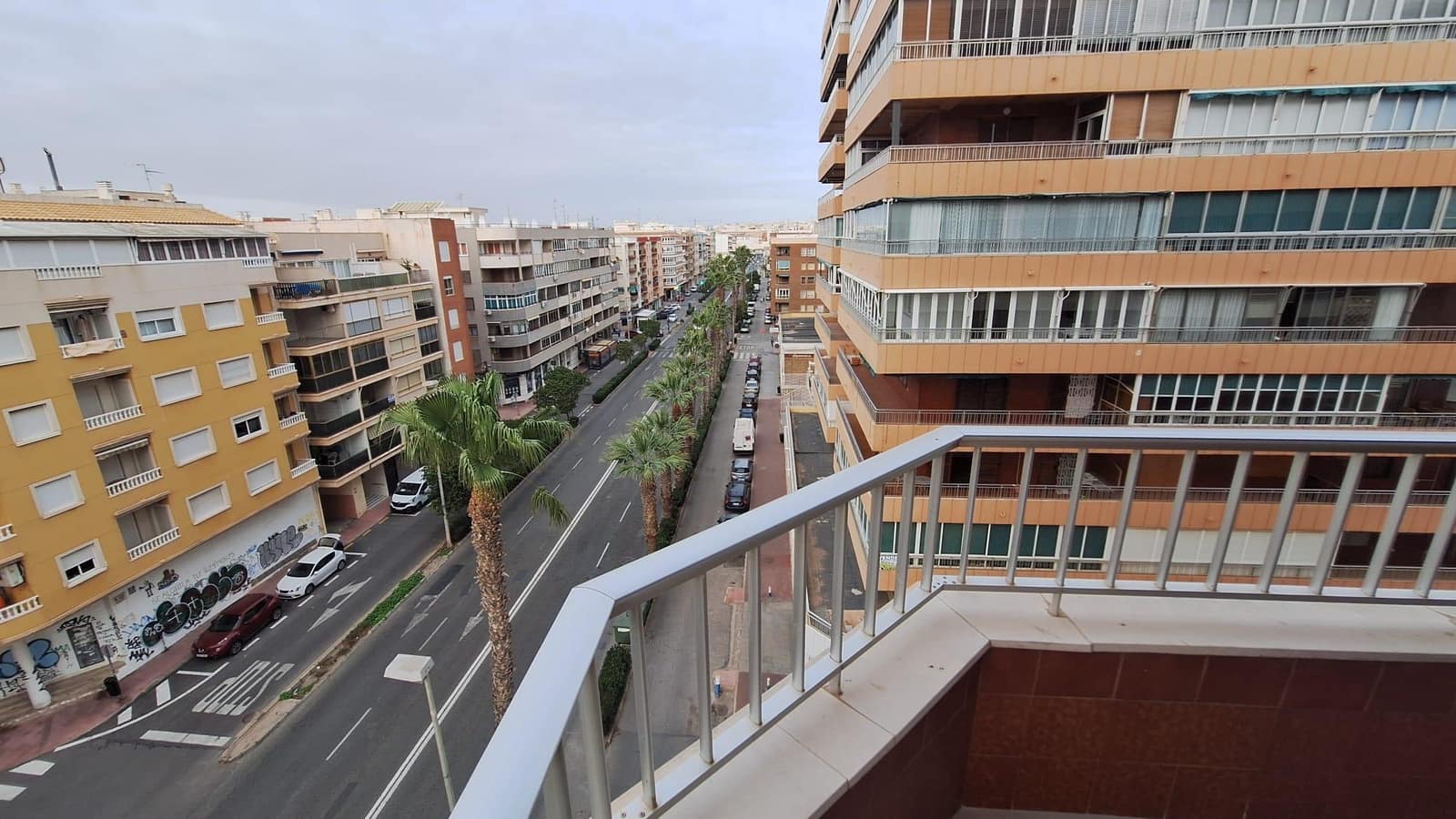 3 sovrum Lägenhet till salu i Torrevieja med pool - 219 000 € (Ref: 9676221)