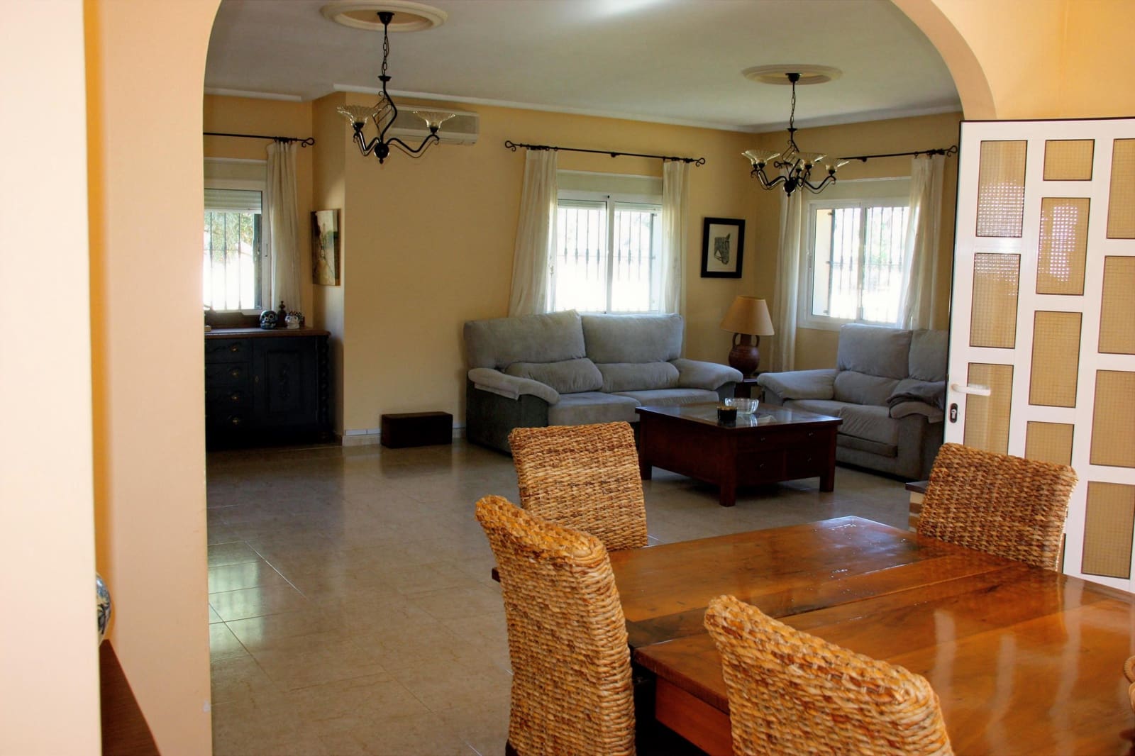 4 bedroom Apartment for sale in Ciudad Quesada with garage - € 1,100,000 (Ref: 9676222)