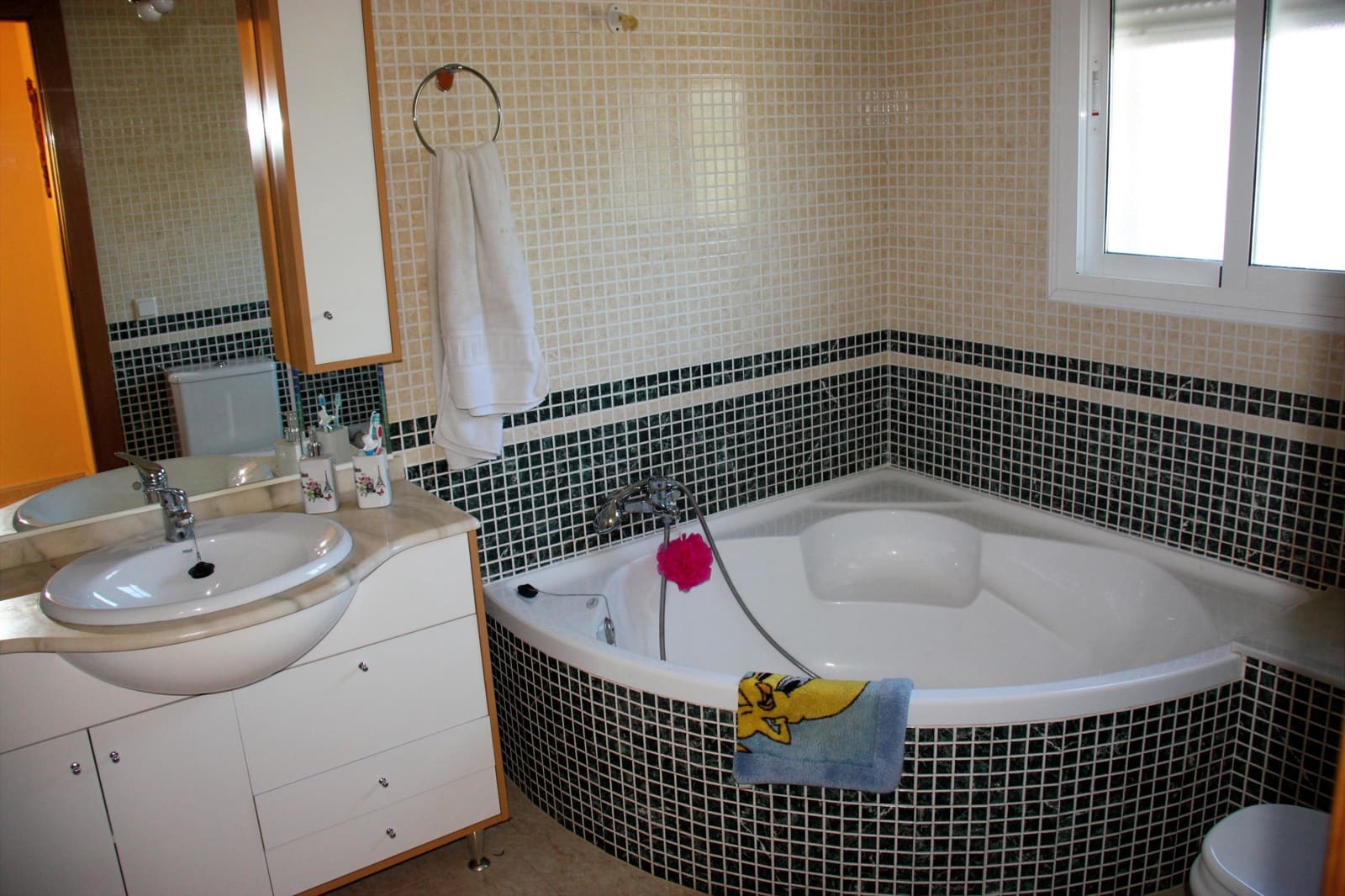 4 bedroom Apartment for sale in Ciudad Quesada with garage - € 1,100,000 (Ref: 9676222)