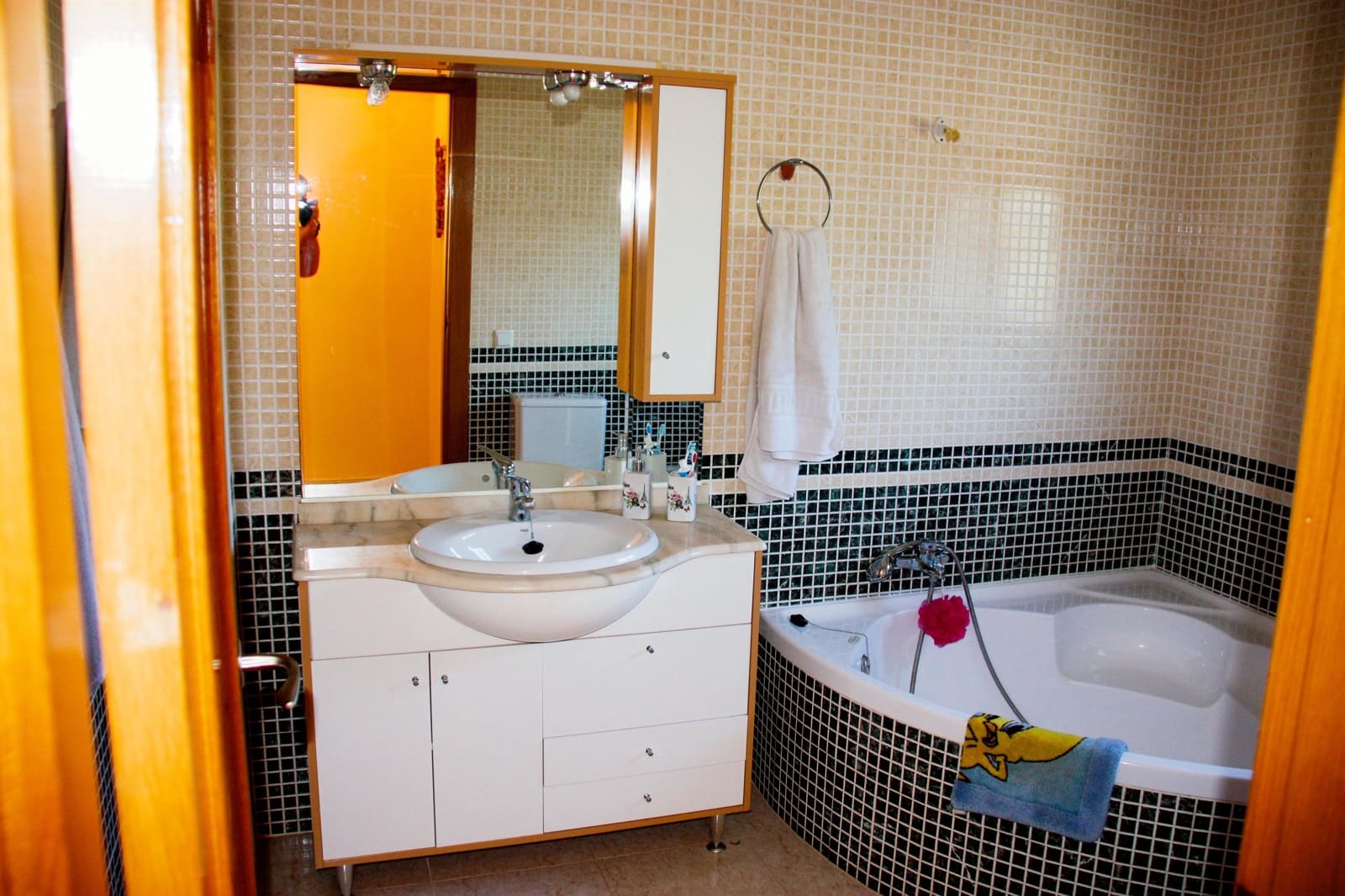 4 bedroom Apartment for sale in Ciudad Quesada with garage - € 1,100,000 (Ref: 9676222)