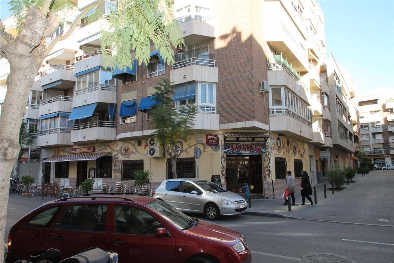 3 bedroom Apartment for sale in Torrevieja - € 173,000 (Ref: 9676234)