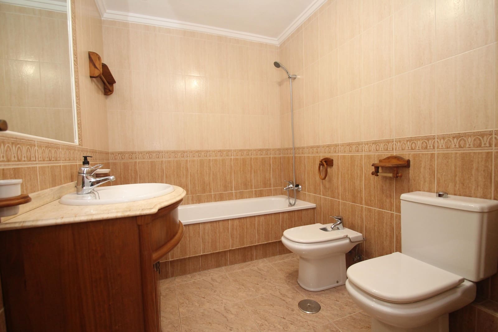 3 bedroom Apartment for sale in Torrevieja - € 173,000 (Ref: 9676234)