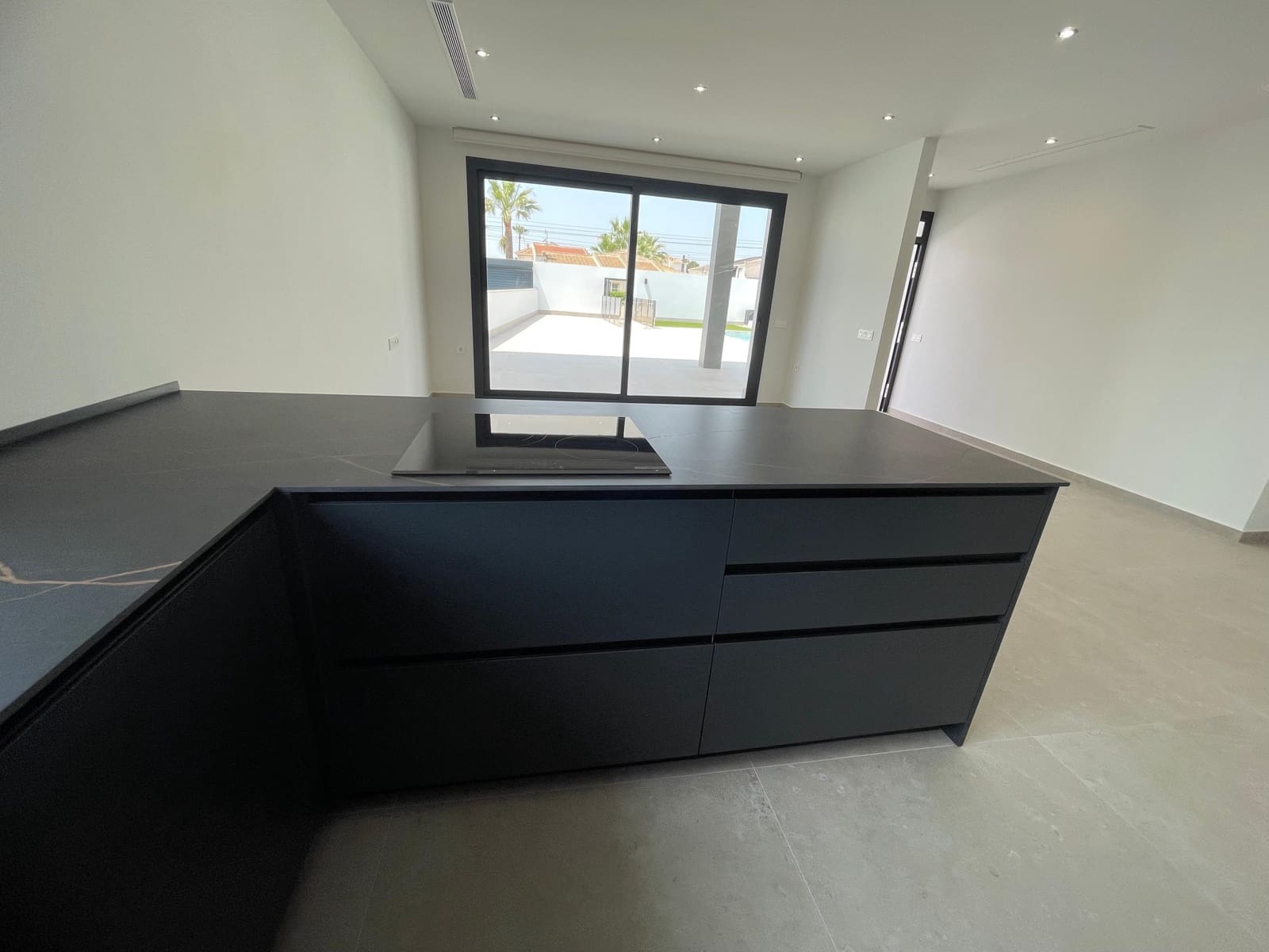 3 Zimmer Apartment zu verkaufen in Ciudad Quesada mit Pool Garage - 799.900 € (Ref: 9676238)