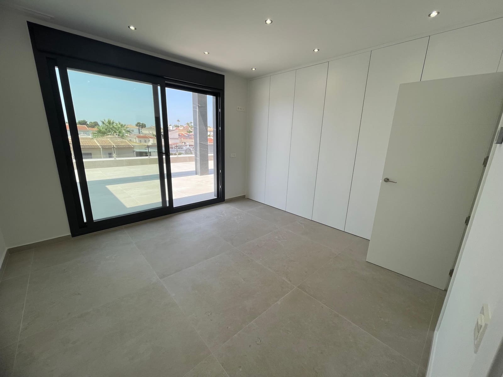 3 Zimmer Apartment zu verkaufen in Ciudad Quesada mit Pool Garage - 799.900 € (Ref: 9676238)