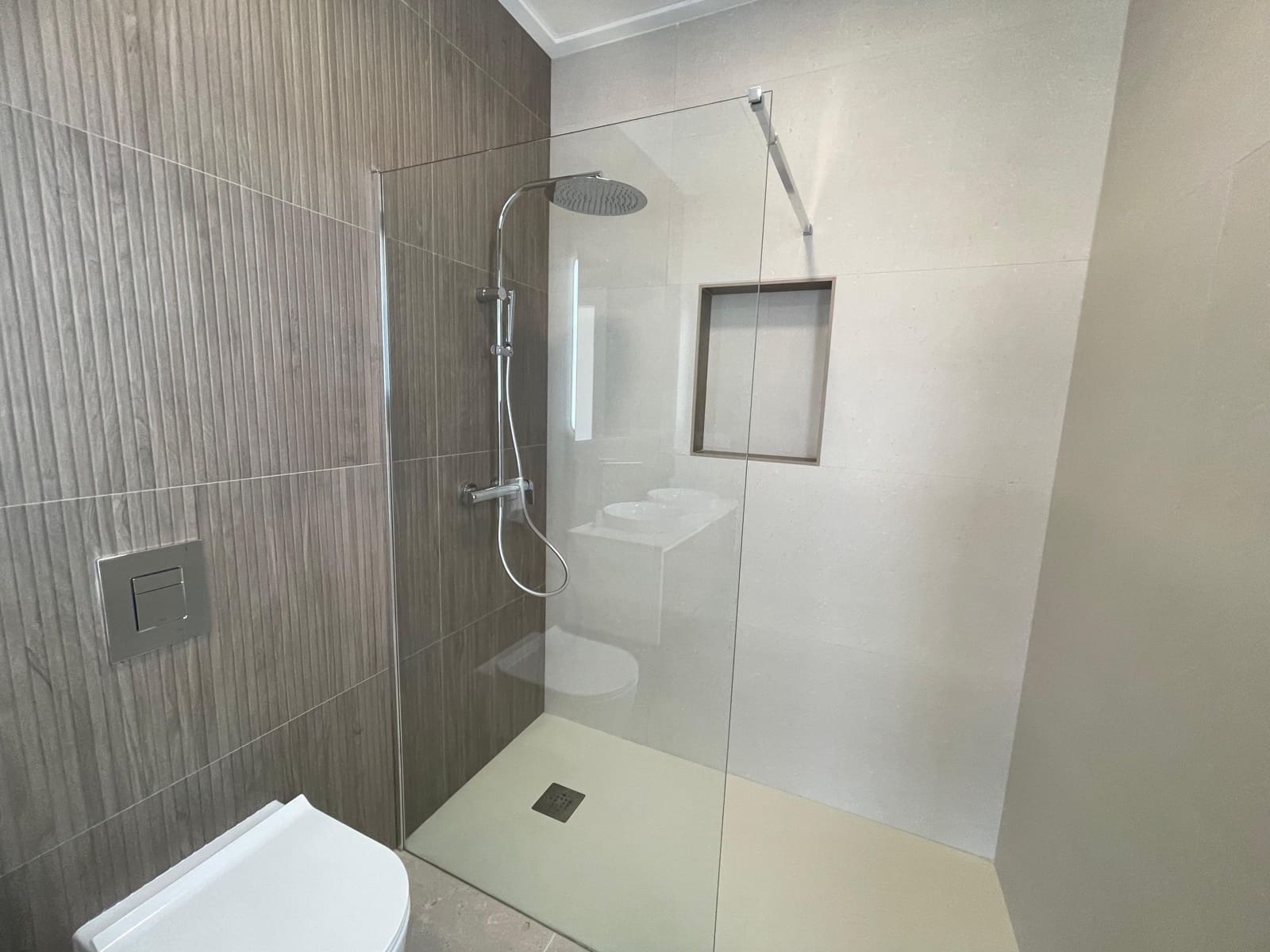 3 Zimmer Apartment zu verkaufen in Ciudad Quesada mit Pool Garage - 799.900 € (Ref: 9676238)