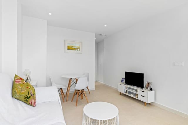 Pareado de 4 habitaciones en Los Secanos, Guardamar del Segura en venta con piscina - 507.050 € (Ref: 9742930)