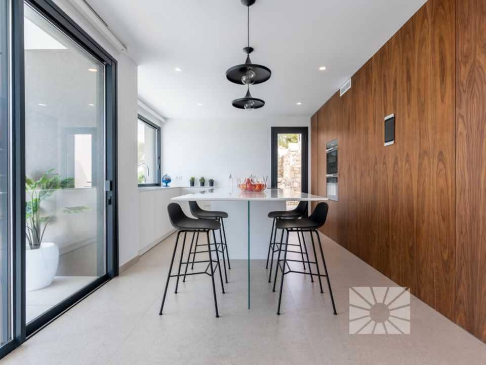 4 bedroom Villa for sale in Altea with pool garage - € 2,111,500 (Ref: 9795154)