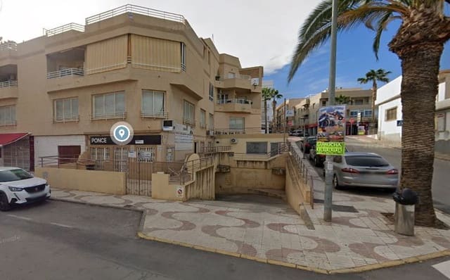5 slaapkamer Commercieel te huur in Garrucha - € 1.250 (Ref: 8909966)