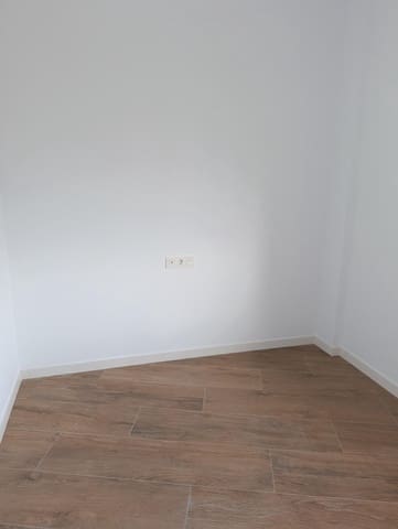 3 bedroom Apartment for sale in Garrucha with garage - € 165,000 (Ref: 8909986)