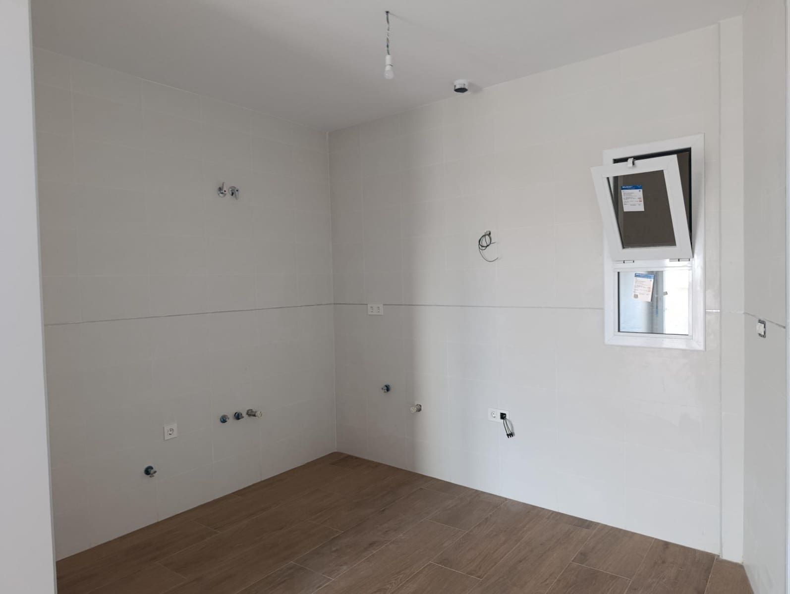 3 bedroom Apartment for sale in Garrucha with garage - € 165,000 (Ref: 8909986)