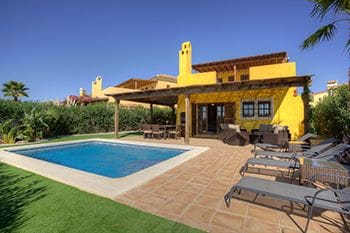 4 Zimmer Villa zu verkaufen in Cuevas del Almanzora mit Pool - 437.750 € (Ref: 8910010)