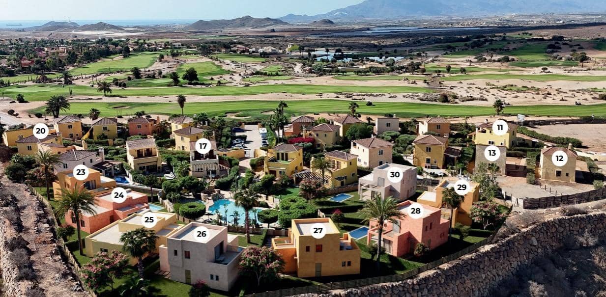 4 bedroom Villa for sale in Cuevas del Almanzora with pool garage - € 437,750 (Ref: 8910010)