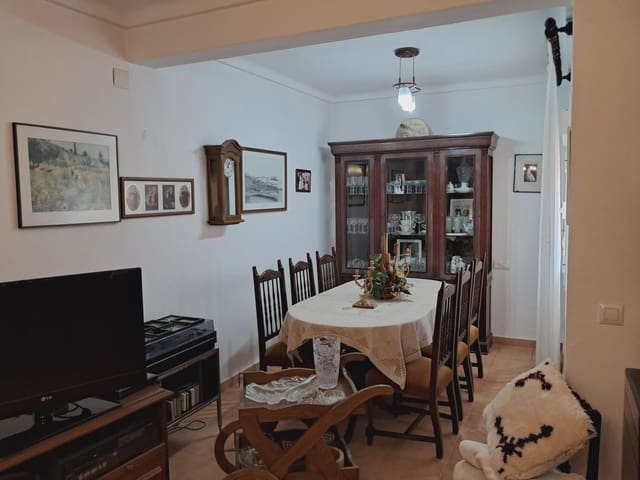 2 bedroom Villa for sale in Cuevas del Almanzora with garage - € 163,000 (Ref: 9151835)