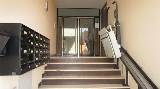 3 makuuhuone Huoneisto myytävänä paikassa Vera - 129 000 € (Ref: 9169468)