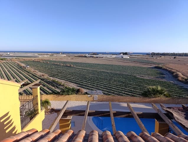 2 bedroom Penthouse for sale in Palomares, Cuevas del Almanzora with garage - € 143,000 (Ref: 9598697)