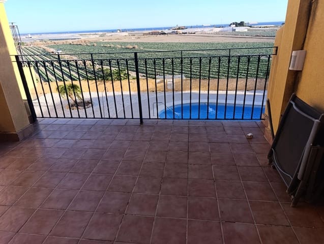 2 quarto Penthouse para venda em Palomares, Cuevas del Almanzora com garagem - 143 000 € (Ref: 9598697)