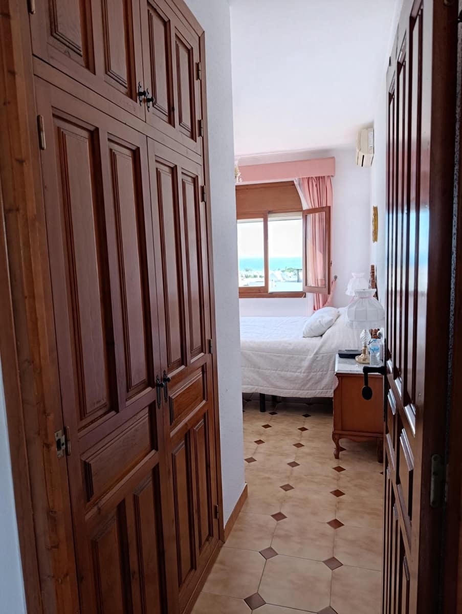 4 bedroom Villa for sale in Mojacar with garage - € 450,000 (Ref: 9639313)