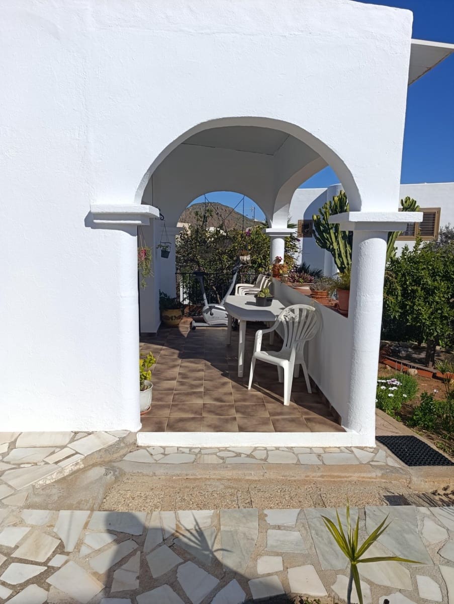 4 bedroom Villa for sale in Mojacar with garage - € 450,000 (Ref: 9639313)